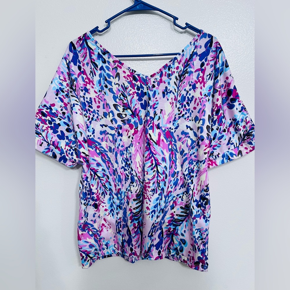 Oversized colorful blouse